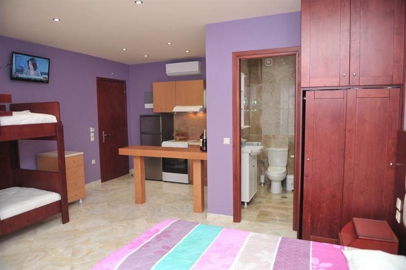 Kerkyra & Aparthotel Benitses (Corfu)