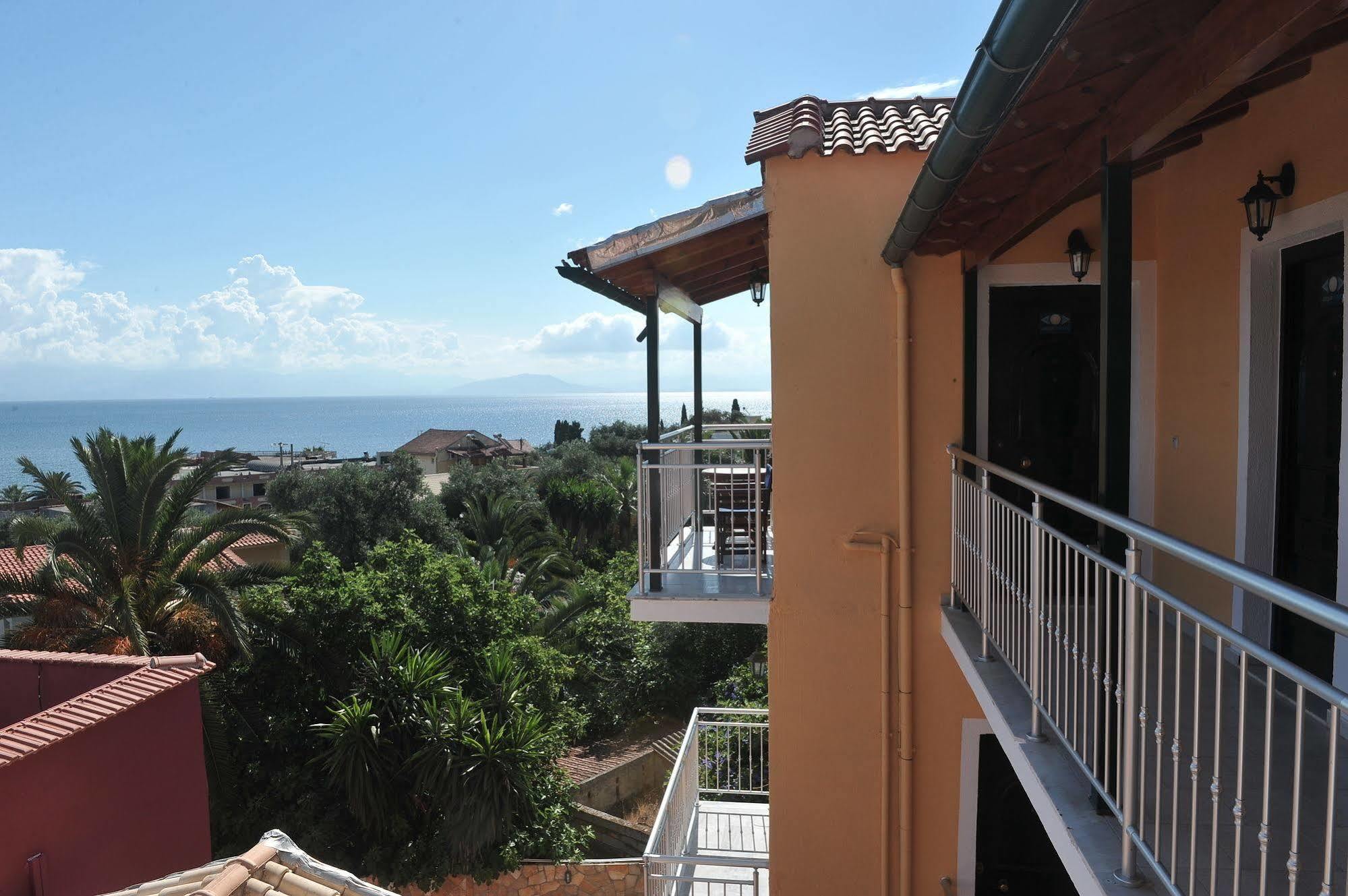 Kerkyra & Aparthotel Benitses (Corfu)